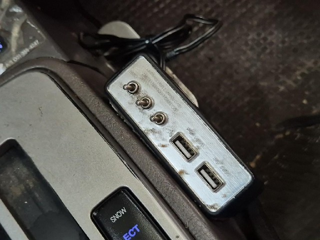 6091500958R14.jpg