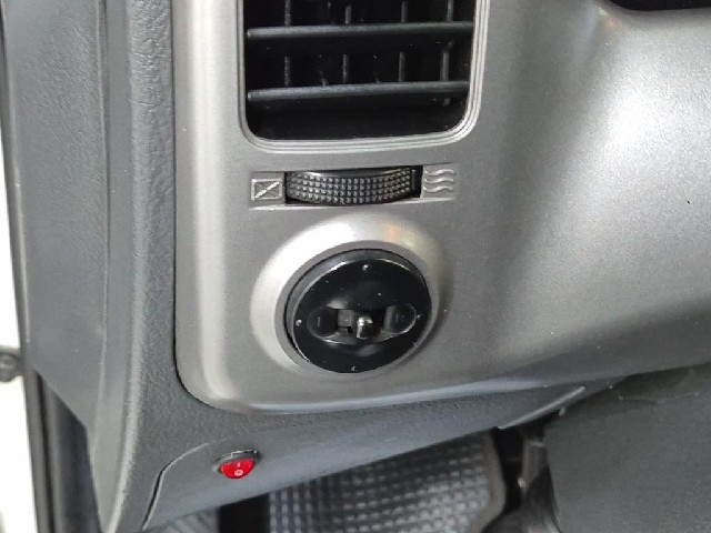 6091001293R13.jpg