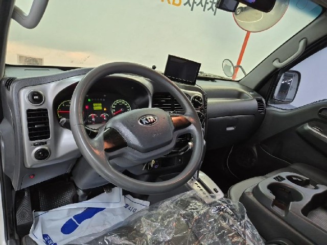 6091001293R6.jpg