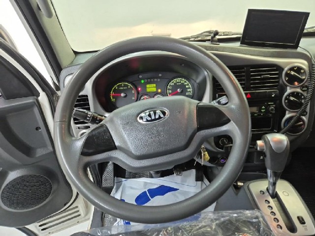 6091001293R8.jpg