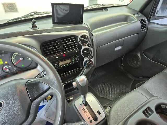 6091001293R9.jpg