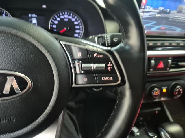 6081501158R15.jpg
