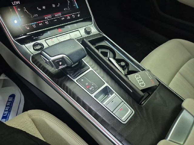 6081501345R8.jpg