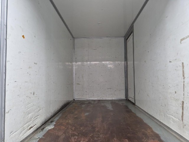 6071501868R15.jpg