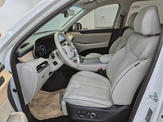 6081500115R11.jpg