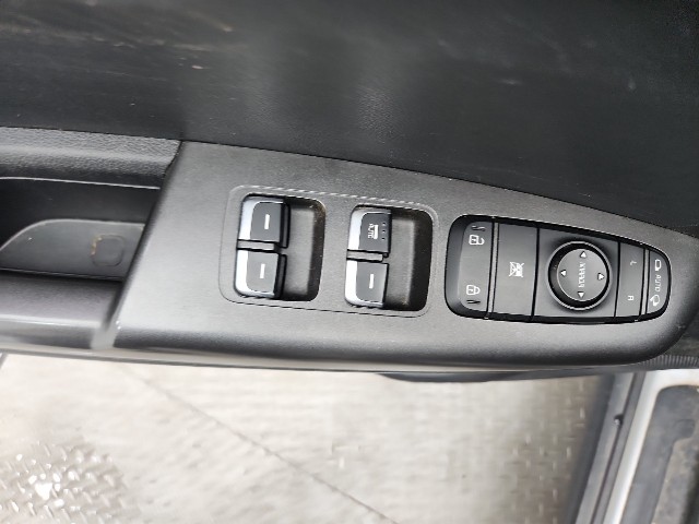 lotterental_163803197_tyF42_9.jpg