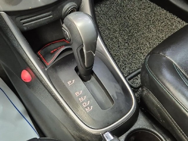 6031001087R8.jpg