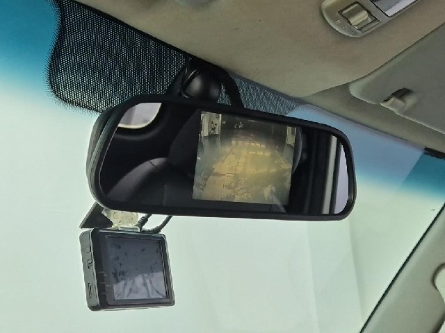 6101000633R12.jpg