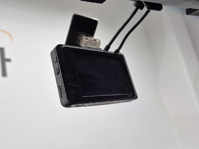 6101000633R13.jpg