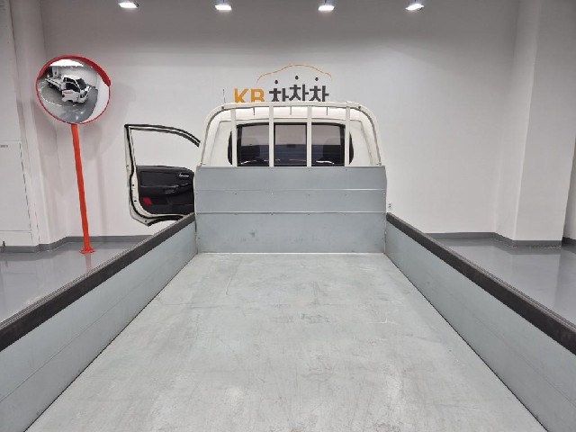 6101000633R16.jpg