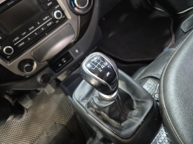 6101000633R8.jpg