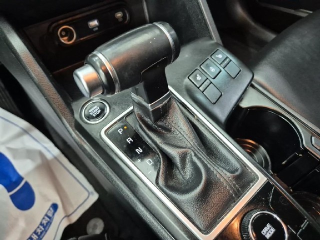 6101001720R8.jpg