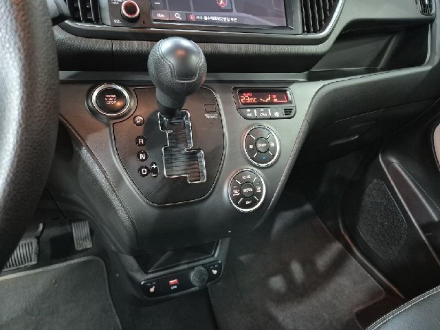 6101002201R8.jpg
