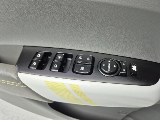 6101002159R18.jpg