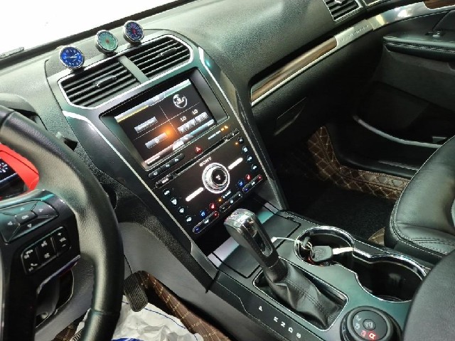 6091000586R10.jpg