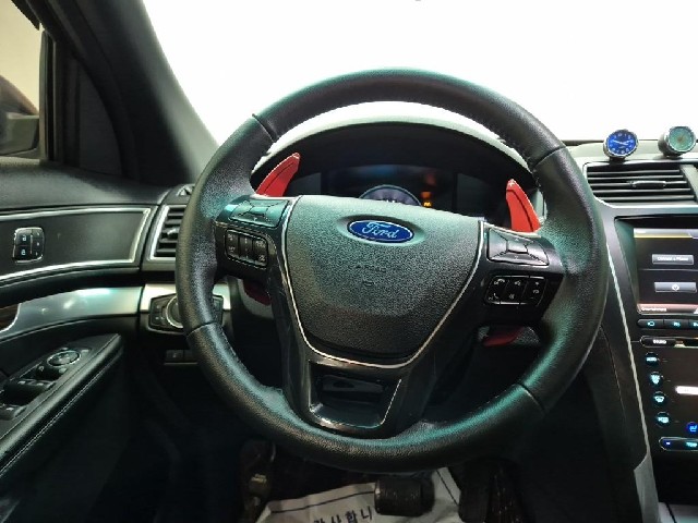 6091000586R9.jpg