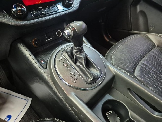 6101501105R8.jpg