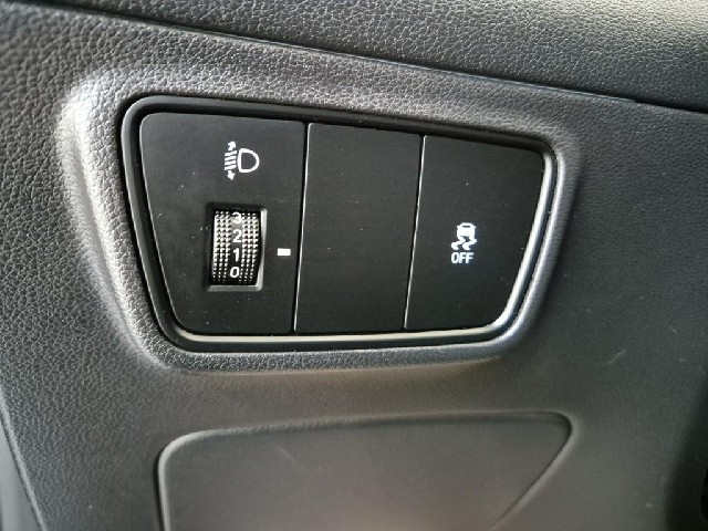 6101500880R17.jpg