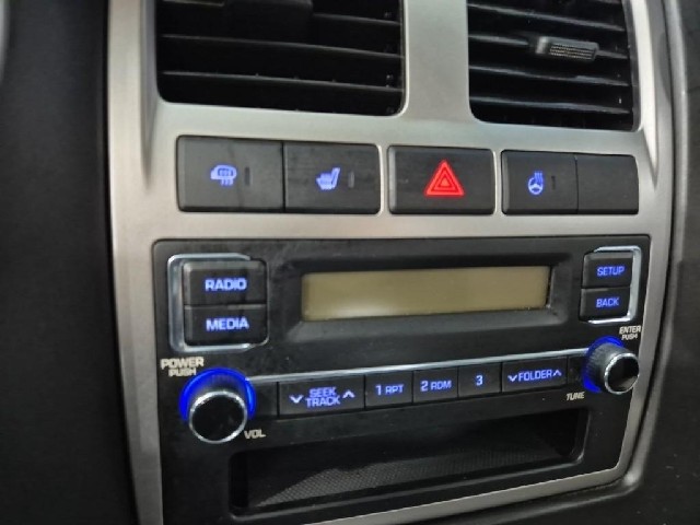 6101000097R12.jpg