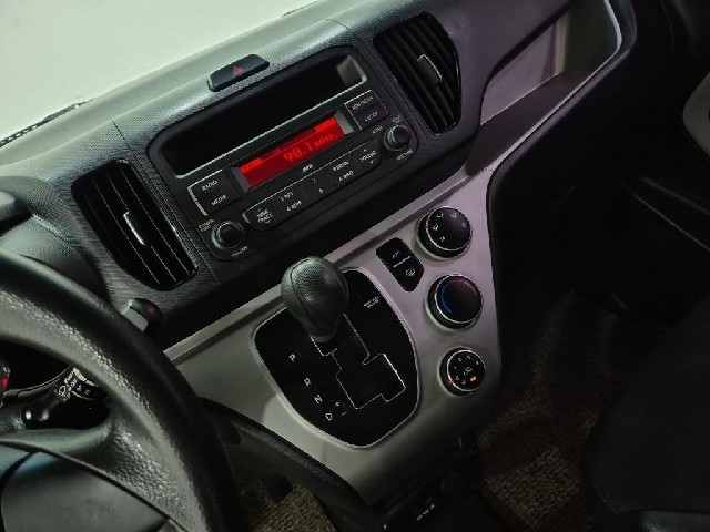 6091000422R10.jpg