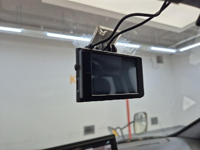 6101500496R15.jpg