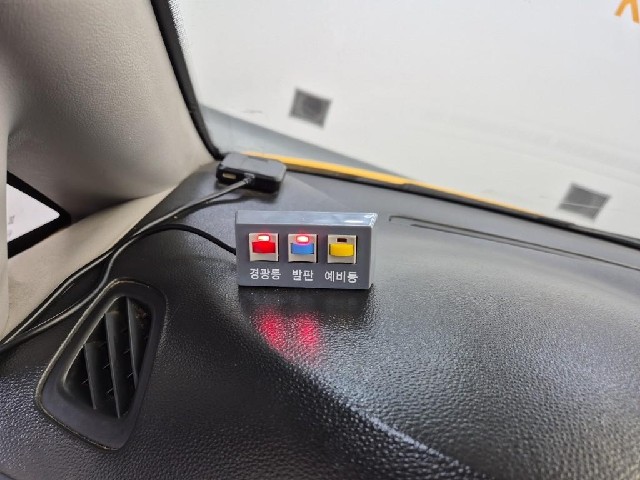 6101500496R16.jpg