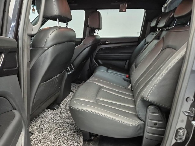 6101501862R12.jpg