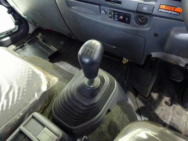 fdeeee1716069f16ee87e16c57ca541b.jpg
