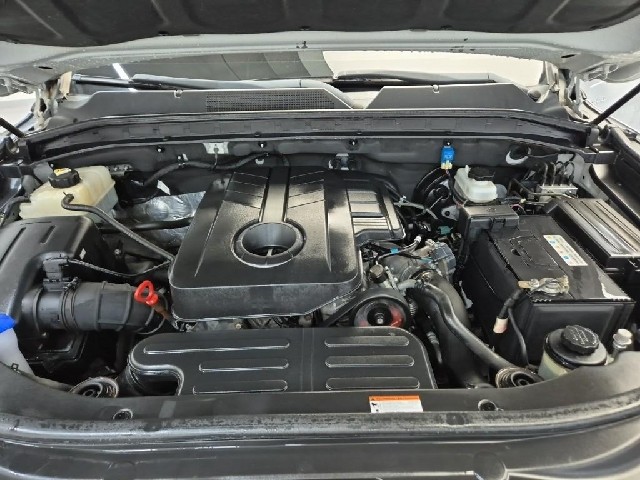 6101500679R5.jpg