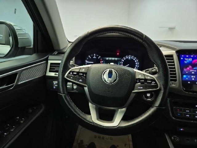 6101500679R9.jpg