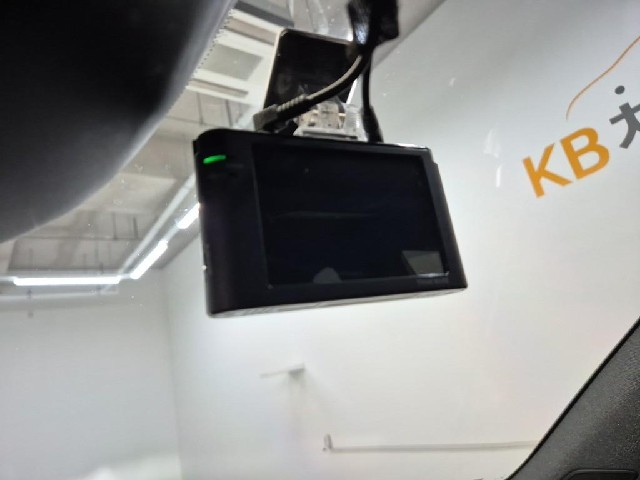 6101501612R17.jpg