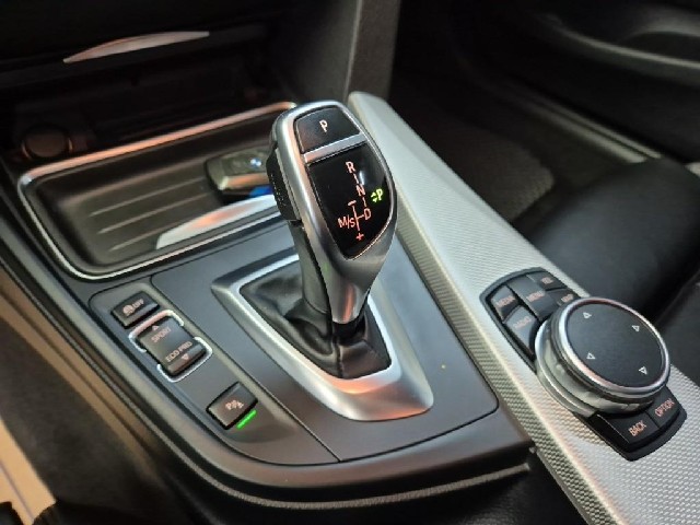 6101501526R8.jpg