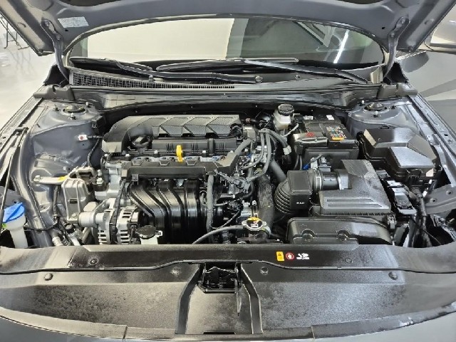 6101501685R5.jpg