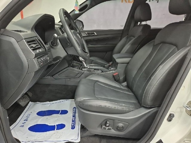 6081000843R11.jpg