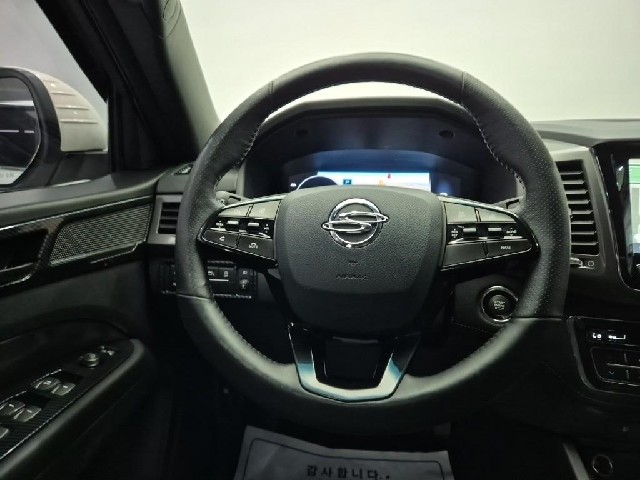 6081000843R9.jpg