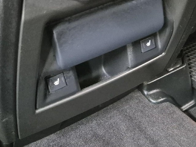 6091000179R19.jpg