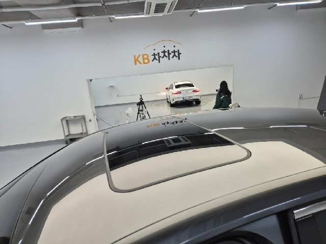 6101501463R13.jpg