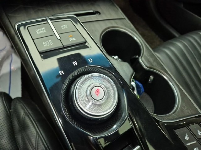 6091002438R8.jpg