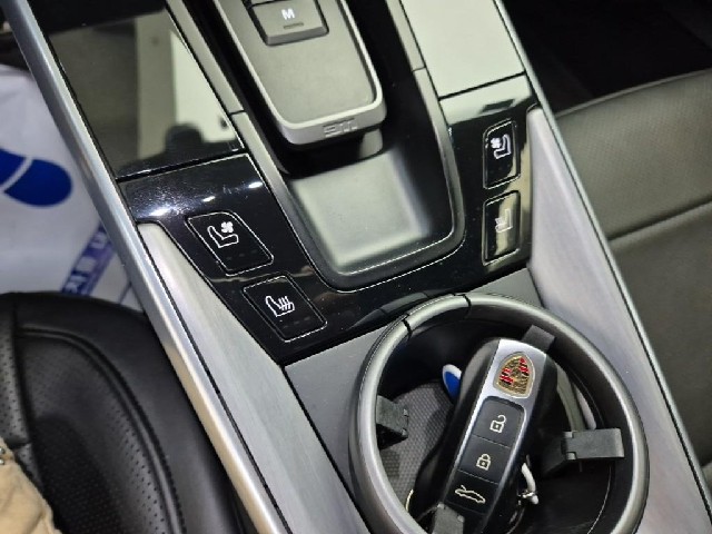 6101501786R16.jpg