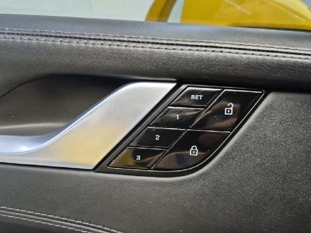 6101501786R18.jpg