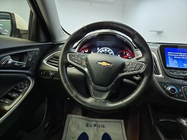 6101501712R9.jpg