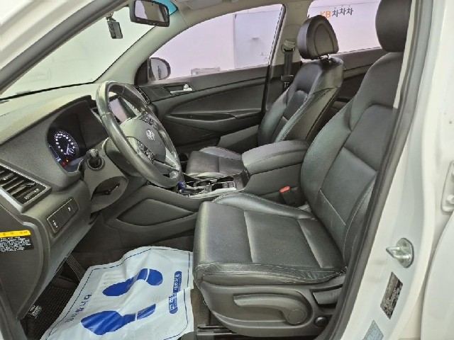 6091001135R11.jpg