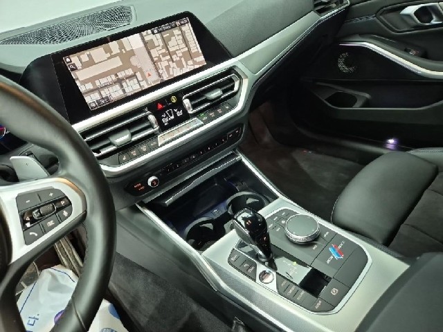 6081001824R10.jpg