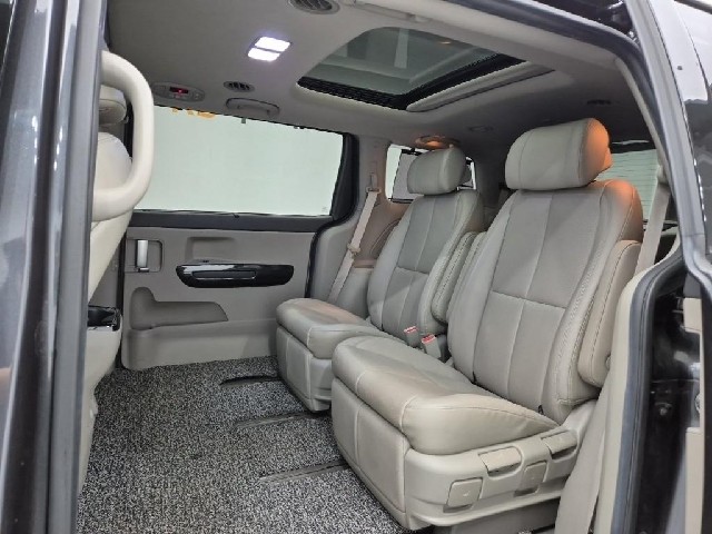 6081001802R12.jpg