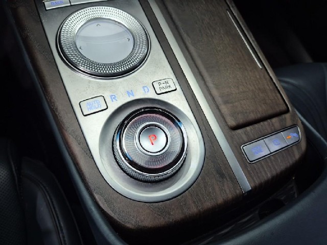 6051001950R8.jpg
