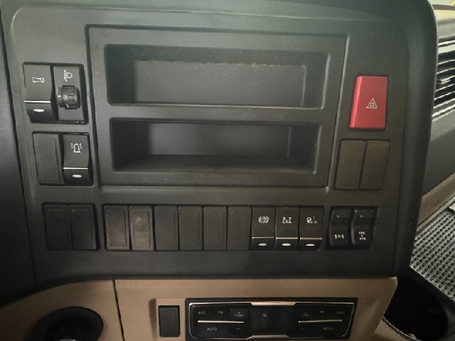 59dcc6ee95fca02c0e9d44729b1e3e4f.jpeg