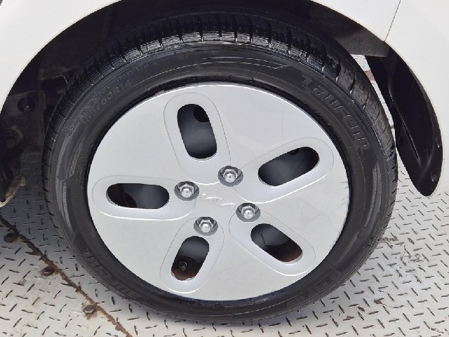 6091000246R18.jpg