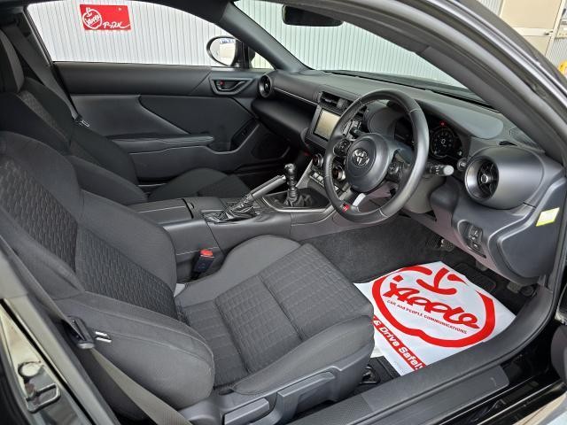 25173548_carP_l_13.jpg