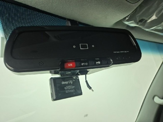 6091000270R14.jpg