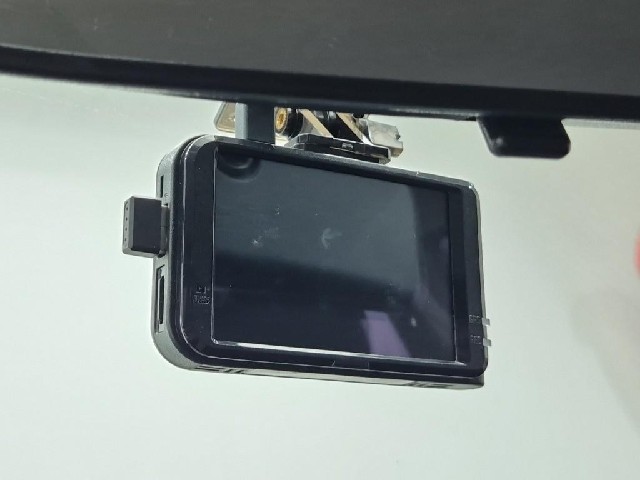 6091000963R15.jpg